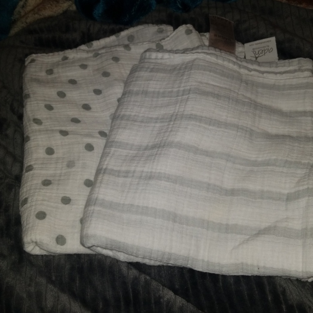 Receiving blankets